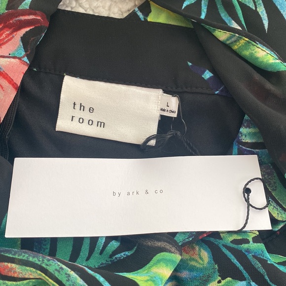 The Room tropical print maxi dress - Picture 11 of 12